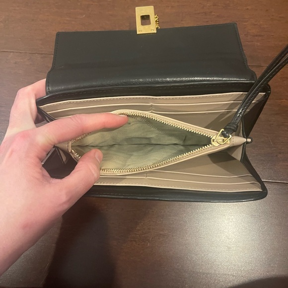 chloe Black Quilted Leather long Wallet gold turn lock hardware - Picture 10 of 10